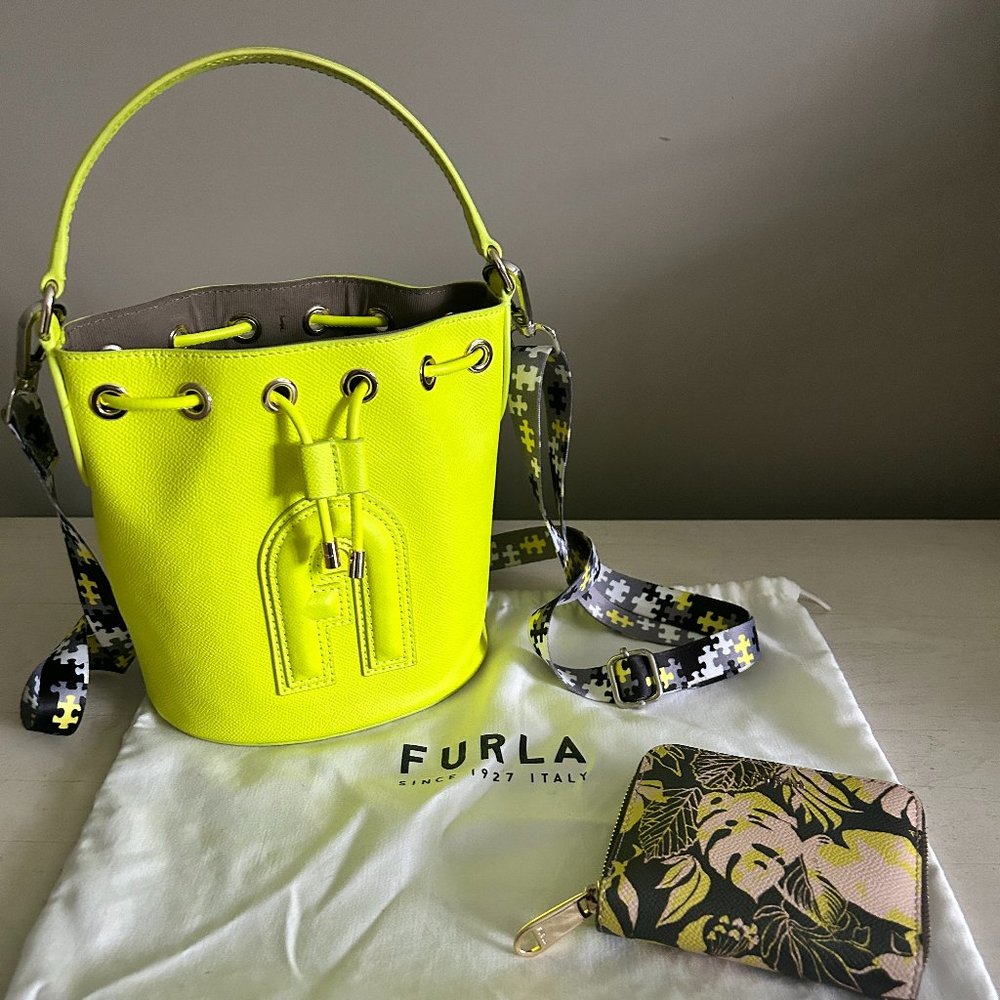 Furla Bucket Bag with Wallet